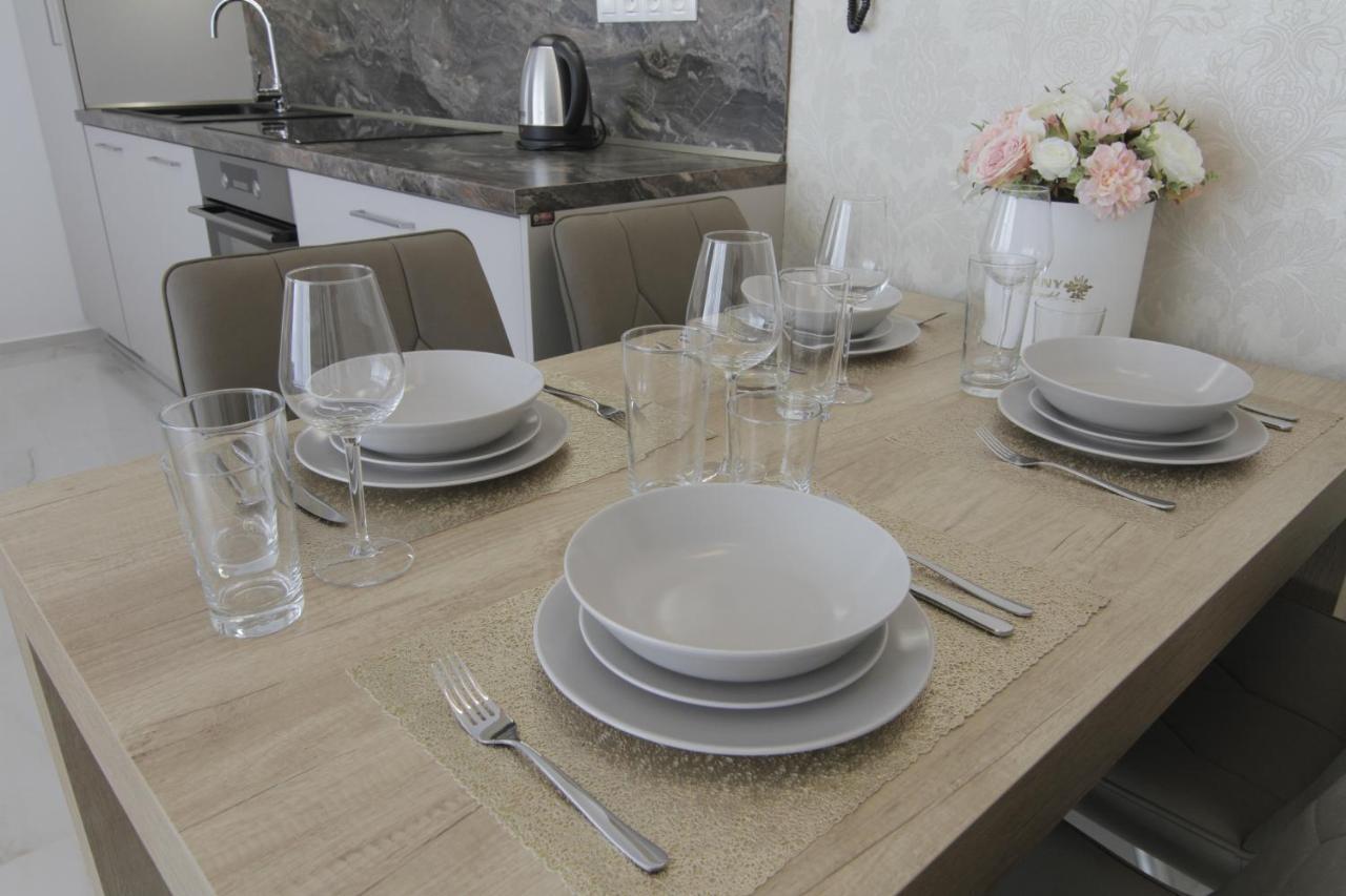 Apartmany Rose ミクロフ エクステリア 写真